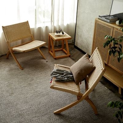 Estilo de ocio Patio de madera de exterior y sala de estar sillas plegables con artesanía tejida de ratán natural