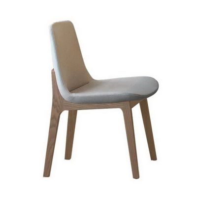 Silla de comedor de madera de diseño moderno para arreglos personalizados de asientos en restaurantes