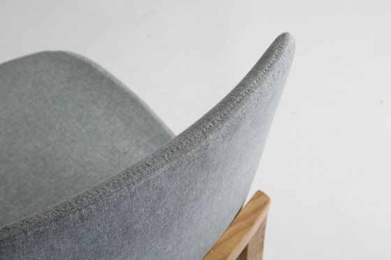 Silla de comedor de madera de diseño moderno para arreglos personalizados de asientos en restaurantes