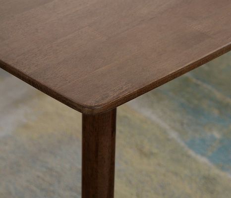 Conjunto de mesa de comedor de madera sólida personalizable para comedor profesional y elegante