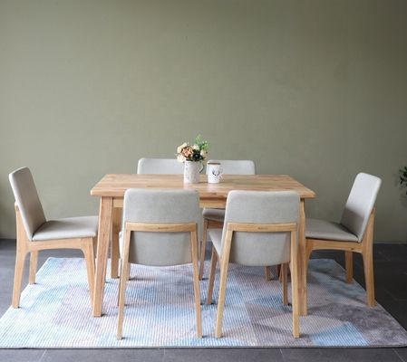 Fabricación a medida Exquisita Pierna de madera sólida Set de comedor Muebles con mesa y sillas de comedor Diseño