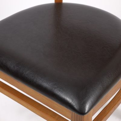 Silla de comedor de madera sólida con diseño moderno y almohadón tapizado de cuero de PU suave