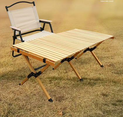 Muebles de comedor de madera natural Diseños modernos Set plegable de mesas y sillas de granja sólida para eventos especiales