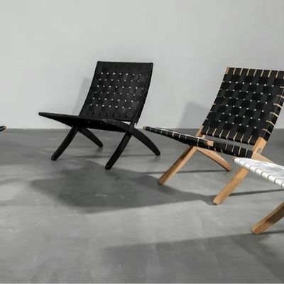 Silla de comedor de madera al aire libre con diseño plegable y construcción de madera sólida