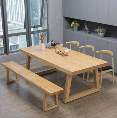 Edificio de oficinas Nordic Art Assurance Mesa de comedor de madera maciza personalizada para un diseño profesional y moderno