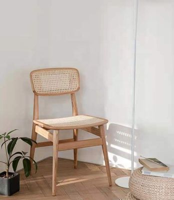 Diseño moderno estilo nórdico silla de asiento de madera maciza de ratán Servicio OEM