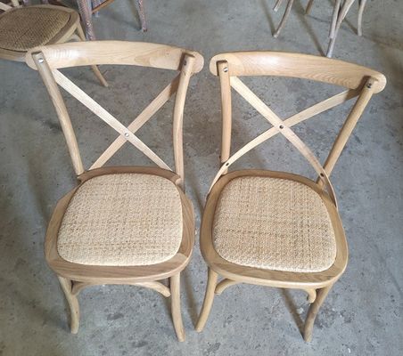 Estancia de comedor apilable de madera sólida para restaurante y boda