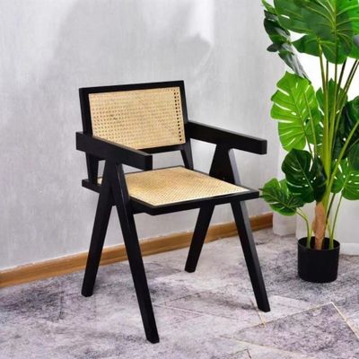 Servicio OEM aceptado Diseño moderno silla de rattan de madera sólida