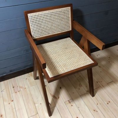 Servicio OEM aceptado Diseño moderno silla de rattan de madera sólida