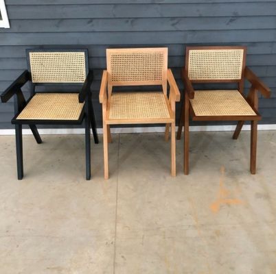 Servicio OEM aceptado Diseño moderno silla de rattan de madera sólida