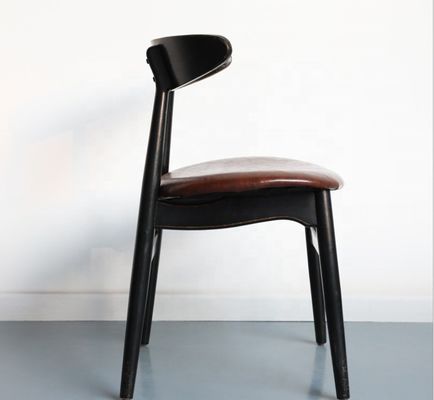 Estantería de madera sólida Diseño práctico y moderno para el estantería de casa Otomano