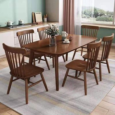 Combinación de mesa y silla de comedor de madera sólida nórdica para un comedor en familia moderno y ecológico