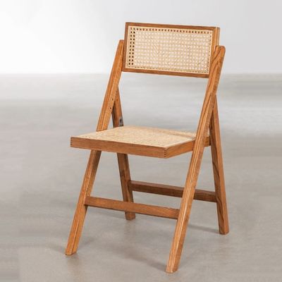 Silla de madera moderna silla plegable de madera sólida de ratán natural para eventos con embalaje y correo