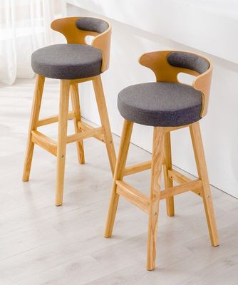 Nordic Modern Simple Wood Bar High Chair Taburete de madera sólida natural dentro de las instalaciones de ocio y taburete alto