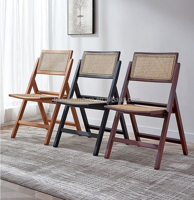 Embalaje de correo Cadeira de comedor plegable de madera maciza de ratán para decoración de restaurantes nórdicos