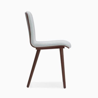 Silla de comedor moderna nórdica con patas de madera sólida y asiento tapizado