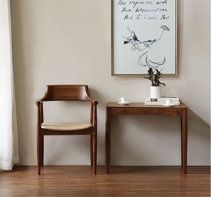 Comedor y sala de estar de color nuez contemporáneo Silla de comedor de reposabrazos de madera con asiento de piel de tela