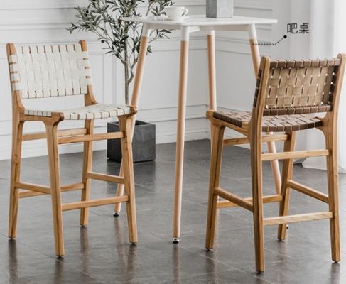 Sillón de bar moderno de asiento alto con asiento de cuerda tejida y marco acentuado de cuero