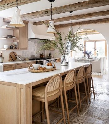 Muebles de comedor modernos silla de bar de cuero PU de madera sólida para muebles de restaurante