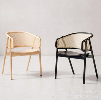 Silla de comedor de rotín de madera contemporánea con material bueno y ecológico