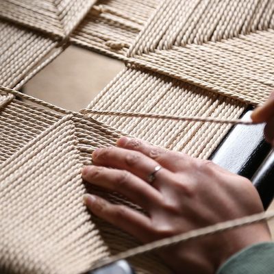 Fabricación a mano de la playa de madera maciza cuerda tejida almohadón comedor Y silla NO plegado servicio OEM aceptado madera maciza