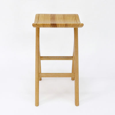 Diseños personalizados Sillón de bar de madera sólida Vintage W35*D43.5*66.5CM para salón alto Silla de comedor de madera