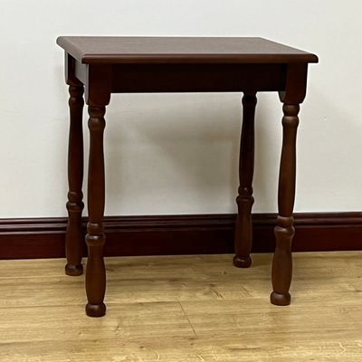Mesa de café de madera antigua con estilo de diseño moderno y opciones de color personalizables