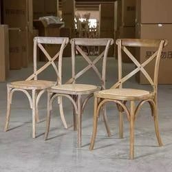 Silla de hotel Vintage X Cruz de espalda apilable de madera Para eventos de bodas Restaurantes sillas de comedor con cubierta de ratán