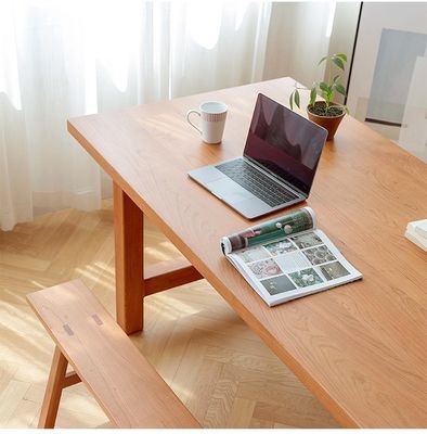 Tabla de comedor de madera de pino nórdica para restaurante Madera maciza Banquete de bodas Cocina de madera