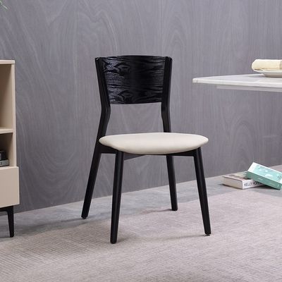 Silla de comedor de hogar/hotel de lujo moderna con diseño apilable y material de madera sólida