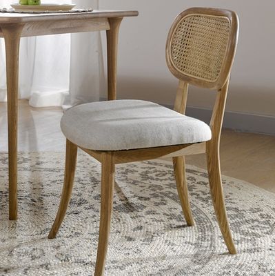 Silla de rattan/hiedra de madera sólida Silla de comedor de madera sólida Silla de rattan sin brazos para las necesidades del cliente