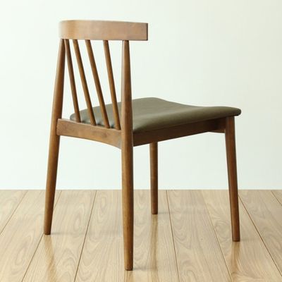 Muebles para el hogar contemporáneo estilo de diseño silla de comedor de madera con asiento de tela de cuero reposabrazos