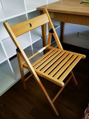 Sillones plegables de madera de nitrolacquer de acabado moderno para uso en hoteles y eventos en 2023