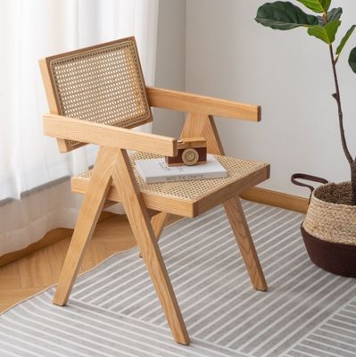 Silla de rodillo con reposabrazos de madera maciza personalizada para muebles de comedor clásicos en restaurantes