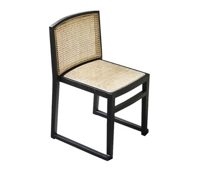 Silla de comedor de ratán apilada Silla sin brazos de madera personalizada para el comedor W49CM*D42.5CM*H80CM