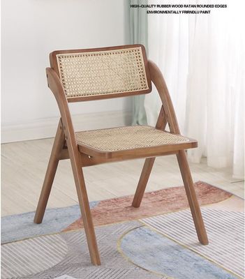 Silla de comedor de rattan plegable de madera sólida nórdica con artesanía tradicional