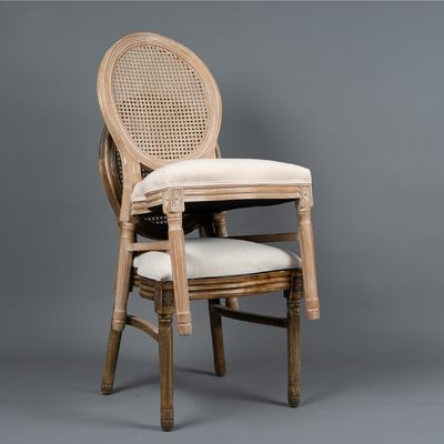 NO Silla de banquete de madera sólida plegada Louis para eventos Silla nórdica para bodas y eventos D54*W53*SH44.5*H76.5