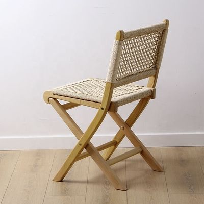Muebles para bodas y eventos Muebles de hotel silla de comedor plegable de madera maciza con acabado de pintura nitrolacquer / PU