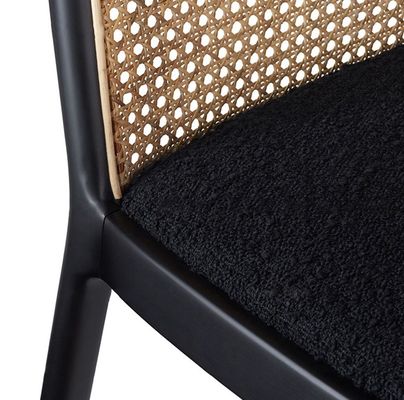 Embalaje de correo Silla de comedor de madera sólida sin brazos de ratán para el comedor