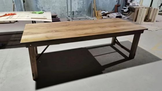 Banquete de Hoteles de venta al por mayor Casa plegable de madera sólida de pino Tabla y banco de granja de estilo clásico de lujo con embalaje de correo Y
