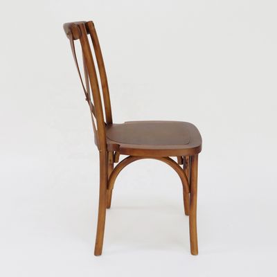 Muebles comerciales Muebles apilables de época cruzada con espalda X sillas de comedor de madera para bodas Eventos y restaurantes