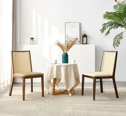 Muebles de restaurante silla de rotín con marco de madera de ceniza y asiento tapizado