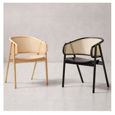 Silla de comedor de madera sólida de ratán plegada para el salón y el comedor