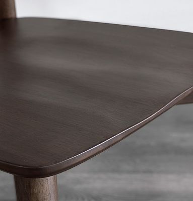 Sillones clásicos de madera sólida nórdica para comedor Muebles de restaurante