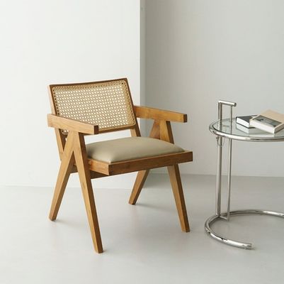 Silla de reposabrazos de comedor de rattan de madera con madera maciza Construcción Muebles para el hogar en general