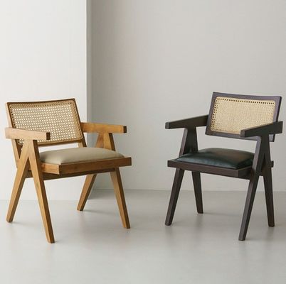 Silla de reposabrazos de comedor de rattan de madera con madera maciza Construcción Muebles para el hogar en general