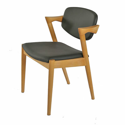 Silla de comedor de cuero PU comercial de madera para cafetería de hotel versátil y funcional