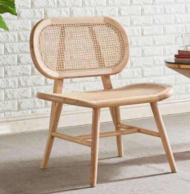 Material de cubierta de ratán estilo de diseño moderno silla de madera sólida para muebles de comedor de lujo competitivos