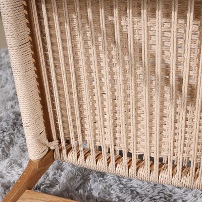 Muebles de comedor y sala de estar clásicos de buen diseño sillas de madera de roble antiguas con asiento de cuerda