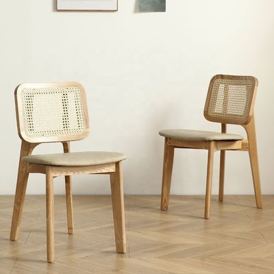 Crear una experiencia gastronómica de lujo con Nordic Light Luxury Solid Wood Rattan Back Chair